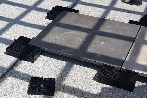 roof pavers and paver pedestals image